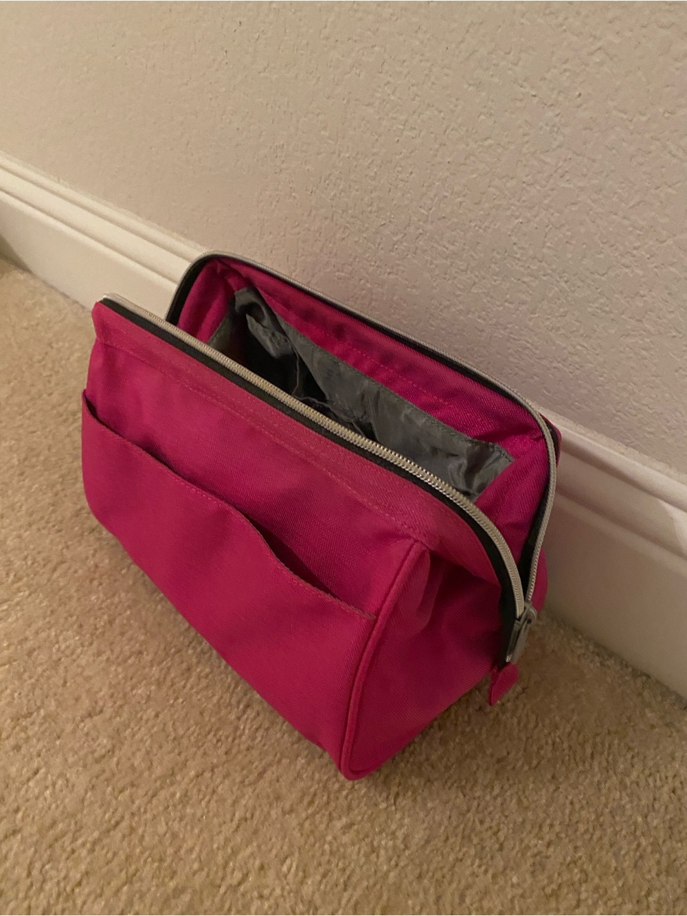 IKEA Magenta Travel Cosmetic Pouch Women cosmetic bag makeup bag travel